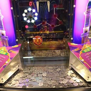 Nouveau produit, machine de jeu à poussoir de pièces à fort rendement, Joy Castle Coin Pusher, vente chaude - Product Image 4