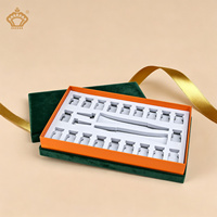 Boîte cadeau en velours, boîte de luxe pour huiles essentielles, plaque en métal avec logo personnalisé, doublure intérieure, finition de surface et accessoires