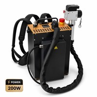 Machine de nettoyage au laser pulsé de 200 W avec batterie amovible, nettoyeur de rouille au laser à fibre portable pour l'entretien extérieur