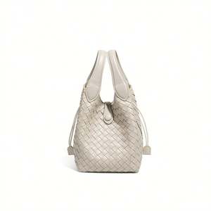 Venta directa de fábrica de bolsa tejida hecha a mano de alta calidad para el verano 2025 Nuevo diseño de nicho Sacs versátiles Main Pour Femmes - Product Image 6