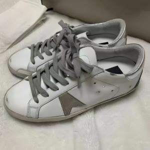 รองเท้าผ้าใบแบบผูกเชือก ระบายอากาศ ปี 2025: รองเท้าลำลองทรงเตี้ย สไตล์คนดัง ดีไซน์หรูหรา ผลิตตามสั่ง นุ่มสบาย ซับแรงกระแทก - Product Image 5