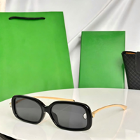 Lunettes de soleil carrées rétro unisexes tendance avec verres dégradés rouges, montures métalliques pleines, protection UV400, verres en PC