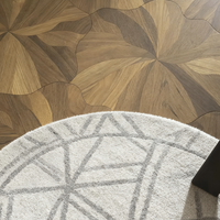 Parquet en bois d'ingénierie multicouche à motif de feuille de lotus populaire, installation par clic lisse, villa moderne