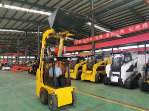 क्यूयुन मशीनरी 380 किलोग्राम मिनी स्टीटर कियान मशीनरी jc25 कॉम्पैक्ट लोडर इंजीनियरिंग उपकरण स्टॉक में - Product Image 2