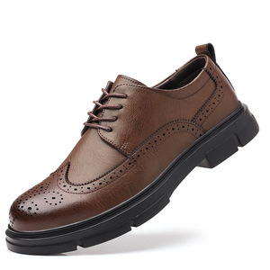 รองเท้าหนังสีน้ำตาลแบบ Brogue สำหรับผู้ชาย หัวกลม ส้นเตี้ย พื้นยางระบายอากาศ เหมาะสำหรับงานแต่งงาน งานเลี้ยง และโอกาสทางการ - Product Image 5