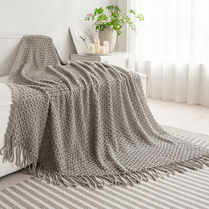 Gebreide plaid voor bank en bed, zachte woonkamerdecoratie gebreide deken met kwastjes, lichtgewicht boerderijstijl deken - Product Image 4