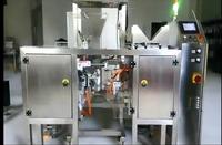 Machine d'emballage de poudre de haute précision de chine, machine d'emballage de pesée linéaire pour café/litière de chat/petits aliments