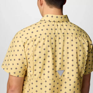 Sudadera con capucha de camuflaje estilo cola de pez Bali, camisa de pesca con botones personalizable de la mejor calidad con protección solar UPF 50. - Product Image 5