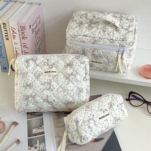 Estojo de Maquiagem em Algodão com Estampa de Laço Rosa, Organizador de Produtos de Higiene para Viagem, Coleção de Beleza em 3 Tamanhos - Product Image 6