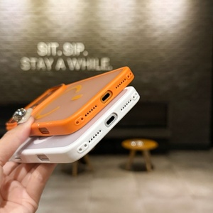 เคสโทรศัพท์แม่เหล็กแบบบางพิเศษคุณภาพสูง ผิวด้านโปร่งแสง สำหรับ iPhone 18 16 17 Pro Max รองรับการชาร์จไร้สาย ป้องกันการกระแทก - Product Image 4