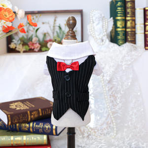 Fabricante ONESTEP venta al por mayor personalizado gato cachorro esmoquin de alta calidad de lana de poliéster abrigo pajarita estampado clásico para primavera invierno - Product Image 1