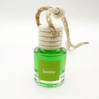 Désodorisant de voiture parfumé au citron Pendentif Style Bouteille en verre Diffuseur d'huile essentielle de voiture Corde Type liquide Accessoire d'aromathérapie