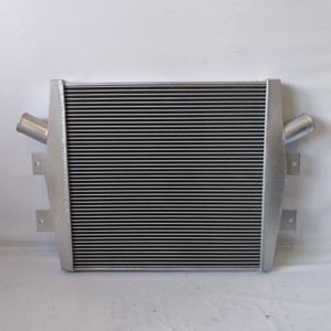 Voor <span class=keywords><strong>Komatsu</strong></span> Graafmachine <span class=keywords><strong>PC450</strong></span>-<span class=keywords><strong>8</strong></span> PC450LC-<span class=keywords><strong>8</strong></span> PC400LC-<span class=keywords><strong>8</strong></span> PC400-<span class=keywords><strong>8</strong></span> Bouwmachines Onderdelen 6251-61-5110 Intercooler Lading Lucht - Product Image 1