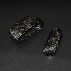 Vente flash - Étui en fibre de carbone pleine 3k et forgée pour <span class=keywords><strong>Airpods</strong></span> <span class=keywords><strong>Pro</strong></span> - Product Image 1