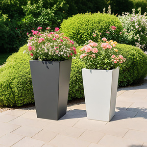 Zwarte kunststof plantenbak - Modern taps toelopend ontwerp met brede rand voor binnen- en buitenplanten - Product Image 4