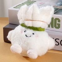 Vente en gros de porte-clés poupée pendentif en peluche de badminton style petit livre rouge porte-clés poupée boule de coton créatif