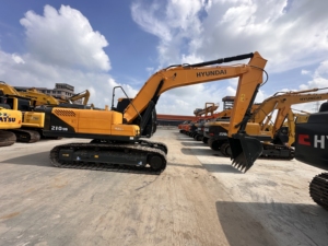 Excavadora de cadenas Hyundai R210-9S usada, original de Corea, excavadora hidráulica de 21 toneladas con cabina para construcción, movimiento de tierras y canteras. - Product Image 6