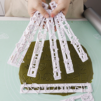 Emporte-pièces en plastique à thème de Noël, outils de décoration de gâteaux en fondant, emporte-pièces à fleurs, moule de découpe
