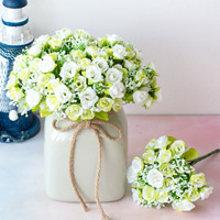 Vente en gros de roses blanches en plastique soie fleurs artificielles bouquets 21 têtes petite rose bouquet de fleurs artificielles décoratives de mariage
