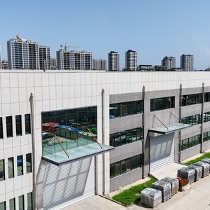 Hersteller von freitragenden Stahlhallen. Maximierter Nutzbarer Raum, Keine Innenpfeiler. Optimal für Großgeräte. - Product Image 2