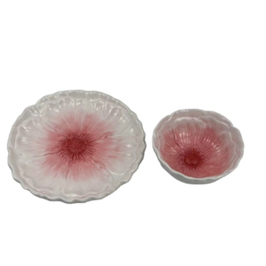 Juego de <span class=keywords><strong>dos</strong></span> piezas de narcisos de cerámica con platos de <span class=keywords><strong>cena</strong></span> rosas de estilo artesanal rural, ideal <span class=keywords><strong>para</strong></span> experiencias gastronómicas rústicas y acogedoras - Product Image 2