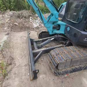 รถขุดญี่ปุ่นมือสอง Kobelco SK55SR ขนาด 5.5 ตัน พร้อมใบมีด รถขุดตีนตะขาบ Kobelco SK55SR SK55 มือสอง ลดราคา - Product Image 5
