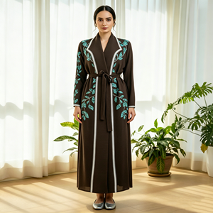 Abaya en velours pour l'automne et l'hiver, longue robe arabe pour femmes, robe de soirée musulmane brodée <span class=keywords><strong>dorée</strong></span>, kaftan marocain, abaya turque de Dubaï - Product Image 1