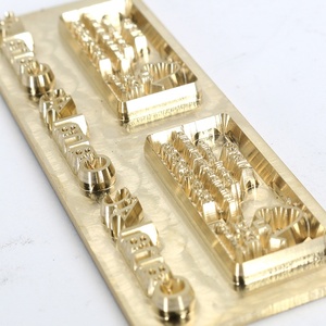 Molde de Cobre con Logotipo Personalizado en Relieve para Bolsos de Madera, Cuero PU y Repujado - Product Image 1