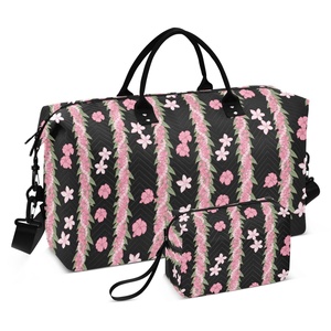 Paquete de 2 Bolsas de Viaje Plegables con Diseño Puakenikeni Rosa, Bolsa Deportiva de Hombro Estilo Hawaiano, con Cierre de Cremallera - Product Image 1
