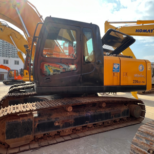 รถขุดมือสอง HYUNDAI 220LC-7H ราคาถูก ประสิทธิภาพเยี่ยม รถขุดมือสอง HYUNDAI ขาย - Product Image 1