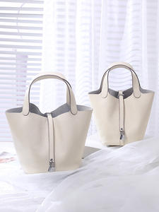 Sacs à main pour femmes, fabricant de sacs en cuir rétro personnalisés pour femmes, sacs à main de haute qualité, grand sac fourre-tout à bandoulière - Product Image 6