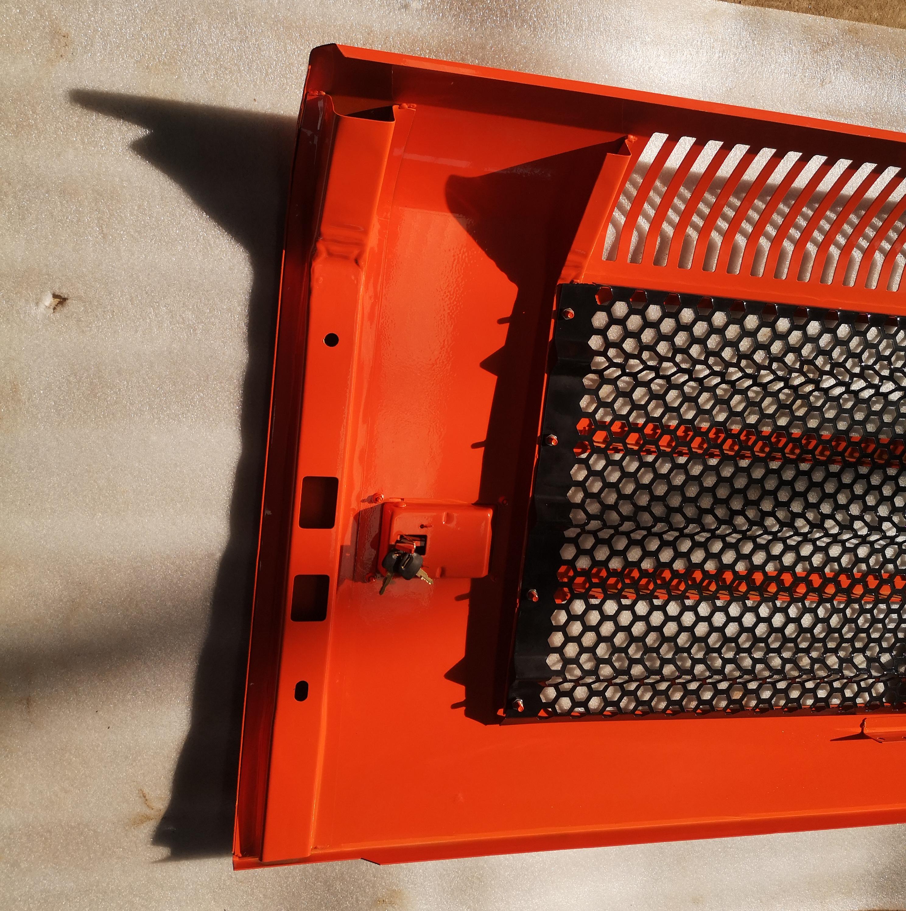 New Design Hitachi ZX200-5G Fuel Door Excavator Parts Excavator