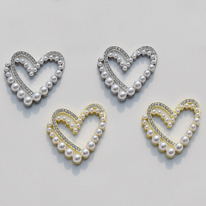 Heart Shaped Pearl Rhinestone Alloy Patch Gold White Fashionable DIY <b>Bag</b> <b>Accessory</b> Decorative Jewelry For Phone Cases Clothing - Product Image 2