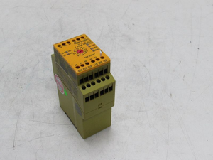 PLC XV3 324VDC <span class=keywords><strong>3</strong></span> <span class=keywords><strong>2</strong></span> T ID 774542 NUEVO, PROBADO - Product Image 2