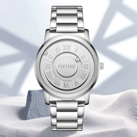 Reloj de pulsera de cuarzo de moda para hombre, diseño creativo con puntero deslizante, fuerza magnética, aleación antigua, correa de acero inoxidable, venta al por mayor