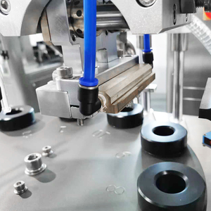 Machine de remplissage et de scellage de tubes <span class=keywords><strong>semi</strong></span>-automatique pour la cire capillaire et la crème coiffante - Product Image 5