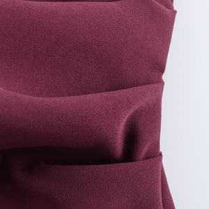 Blusa de Moda Casual sin Tirantes de Color Sólido con Diseño Asimétrico en 5 Colores para Mujer - Product Image 4