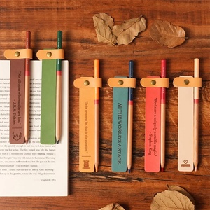 Marcapáginas de Cuero Genuino con Grabado Láser Personalizado, Marcapáginas con Logotipo Personalizado y Soporte para Bolígrafo - Product Image 2