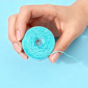 Logo OEM Fluorure de menthe <span class=keywords><strong>sans</strong></span> PFAS Dent sensible orale Huile de noix de coco Candelilla <span class=keywords><strong>Fil</strong></span> <span class=keywords><strong>dentaire</strong></span> extensible ciré - Product Image 4