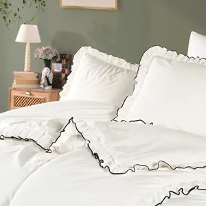 Parure de lit double Karden Flower Epure à volants 100% coton uni avec drap-housse, housse de couette blanche et 2 taies d'oreiller douces pour chambre à coucher - Product Image 2