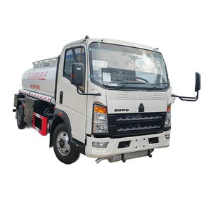 Camión Cisterna HOWO de 5 CBM, Camiones Cisterna 4X2 de 160 CV, Camión Cisterna de Combustible Diésel, Suministro Directo de Fábrica para la Venta - Product Image 1