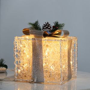 Novedades: Caja de Regalo Acrílica de 48L con Luz LED Blanca Cálida para Decoraciones Navideñas, Luz Nocturna para Interiores y Exteriores - Product Image 1