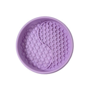 ZMaker 2025 Nuevo Plato de Silicona para Perros, Comedero Lento, Tapete para Lamer, Plato con Diseño de Panal, Comedero Lento para Perros, Plato para Comer Lentamente - Product Image 1