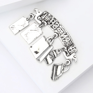 Broche Tendance Créative en Alliage Plaqué Or 14K, Design Shopaholic Or et Argent, pour Vêtements Féminins - Product Image 6