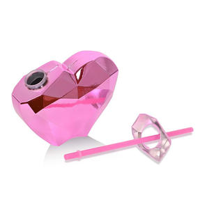 Креативные персонализированные пластиковые чашки в форме сердца с крышками на 20 унций для подарков ко Дню Святого Валентина - Product Image 4