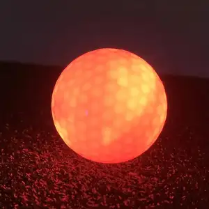 Bola de golfe piscante do oem com 2 camadas, bola de luz led piscante