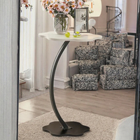 Table basse moderne en bois pour salon avec structure métallique, petite taille, design en forme de pétale, meubles pour la maison