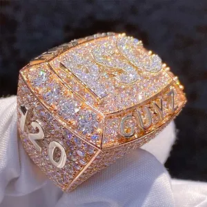 Perhiasan kustom Vvs Moissanite berlian CZ Cincin zamrud Bling es kustom Enamel gaya kejuaraan cincin kelas pria