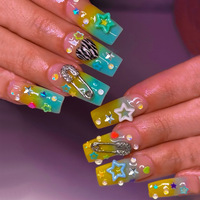 24 faux ongles carrés 3D de luxe pour femmes, couverture complète, ongles artificiels à presser, style français, pour fête, vente en gros