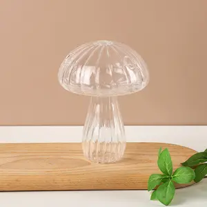 Modern Art Deco Design Mushroom Shaped Glass Vase New Popular Home Office Wedding Tabletop Terrarium For Christmas Flowers